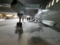 Airport numbers continue slow climb in November