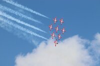 Snowbirds show off impressive tricks along waterfront